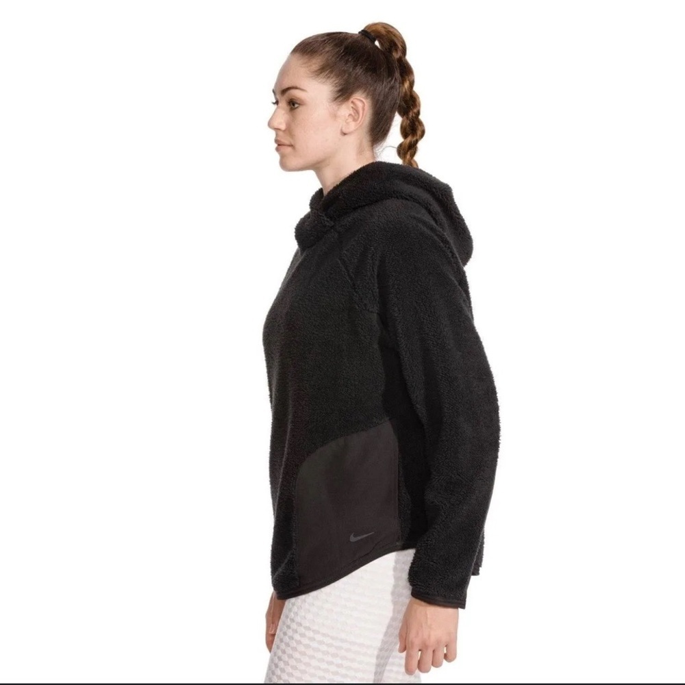 Nike Hoodie Womens Black Sherpa Fleece Training Pullover Fuzzy AR7404 Size Small - Picture 3 of 8
